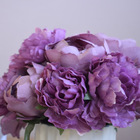 Arranjo Flores Roxas Artificiais No Vaso Canelado Off White |